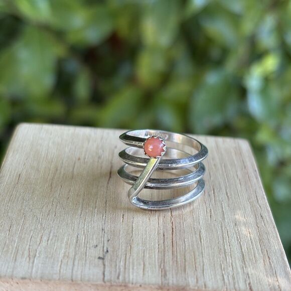 Vintage Modernist Spiral Sterling Silver Ring with Red Stone Size 5 - Picture 1 of 7